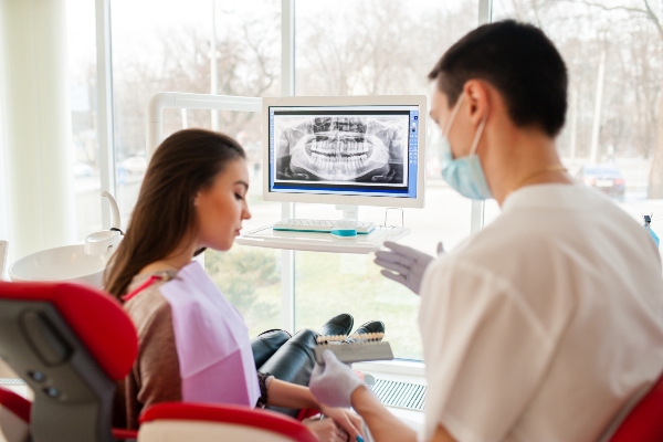 How An Implant Dentist Can Help If You Damage Your Dental Implant